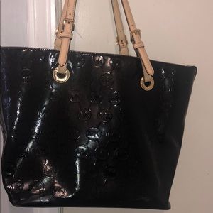 Micheal Kors black bag